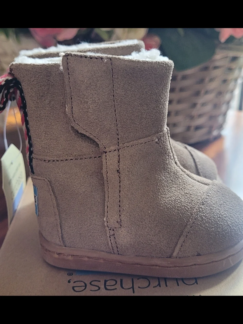 Toms shearling slip